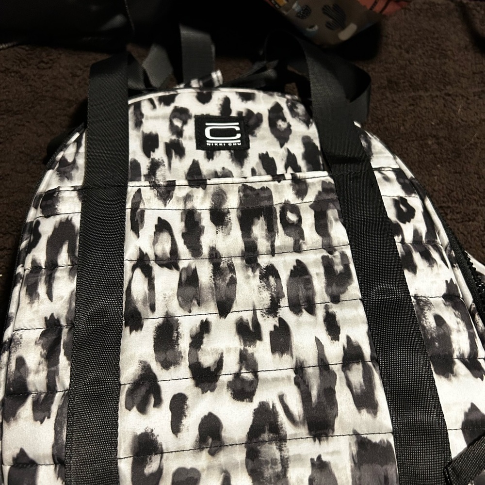 Black and White Leopard Print LUNCHBOX